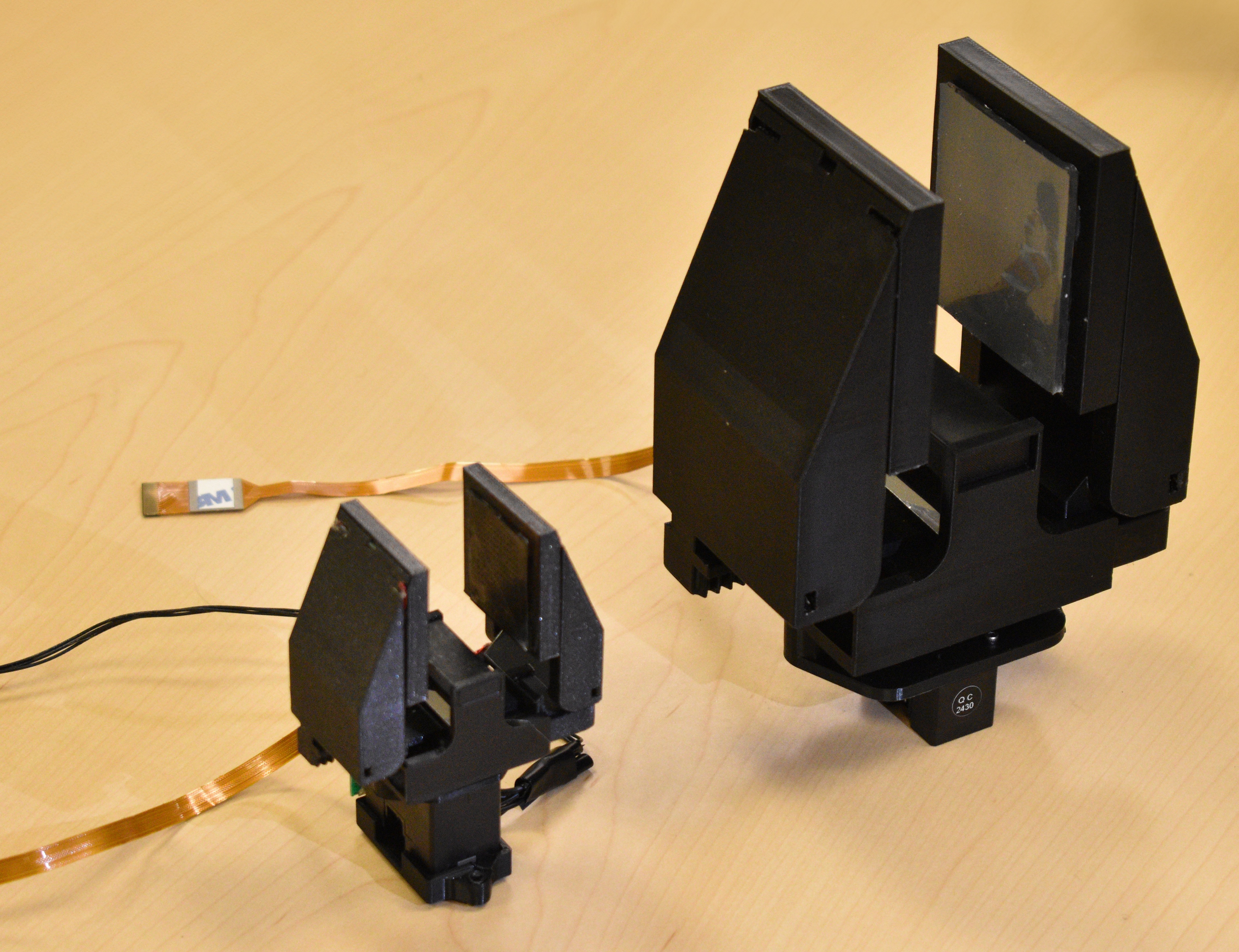 Real FruitTouch gripper in open state